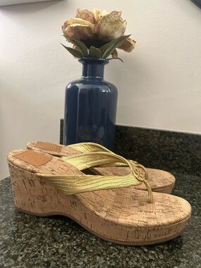 Tory Burch Suzy Metalic Gold Suzy Cork Wedge Thong Platform Sandal Size 9.5M